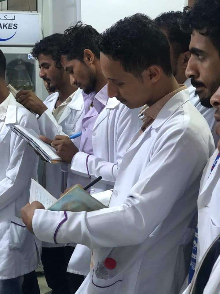 هيئة المواصفات والمقاييس تستقبل أكثر من عشرين طالبا من كلية ناصر للعلوم الزراعية-جامعة عدن