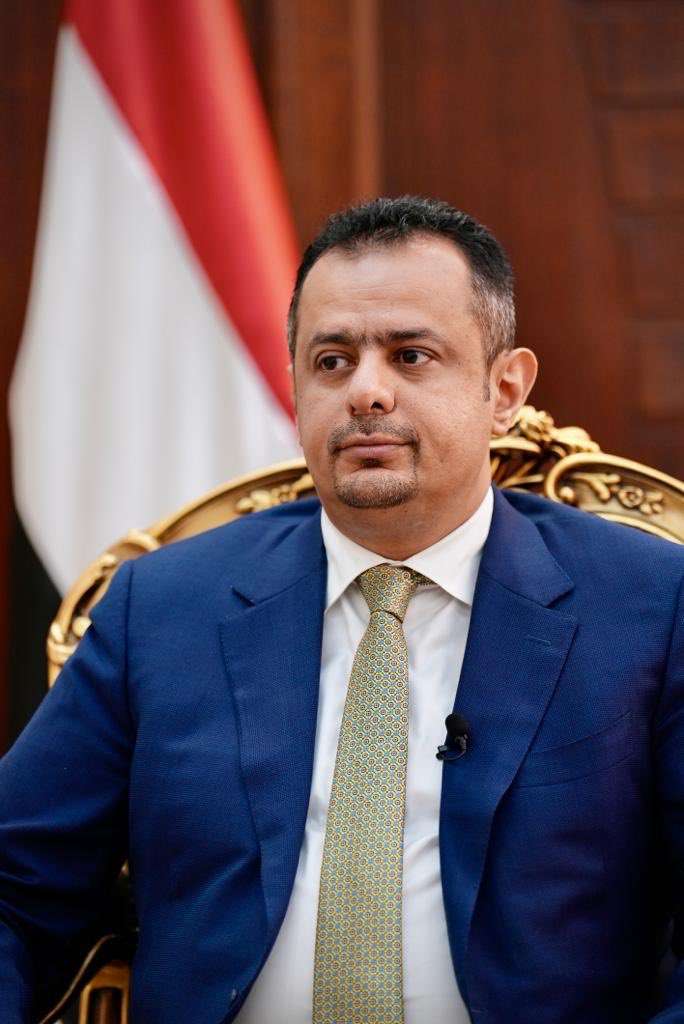 رئيس الوزراء يستقبل في عدن السفير البريطاني لدى اليمن