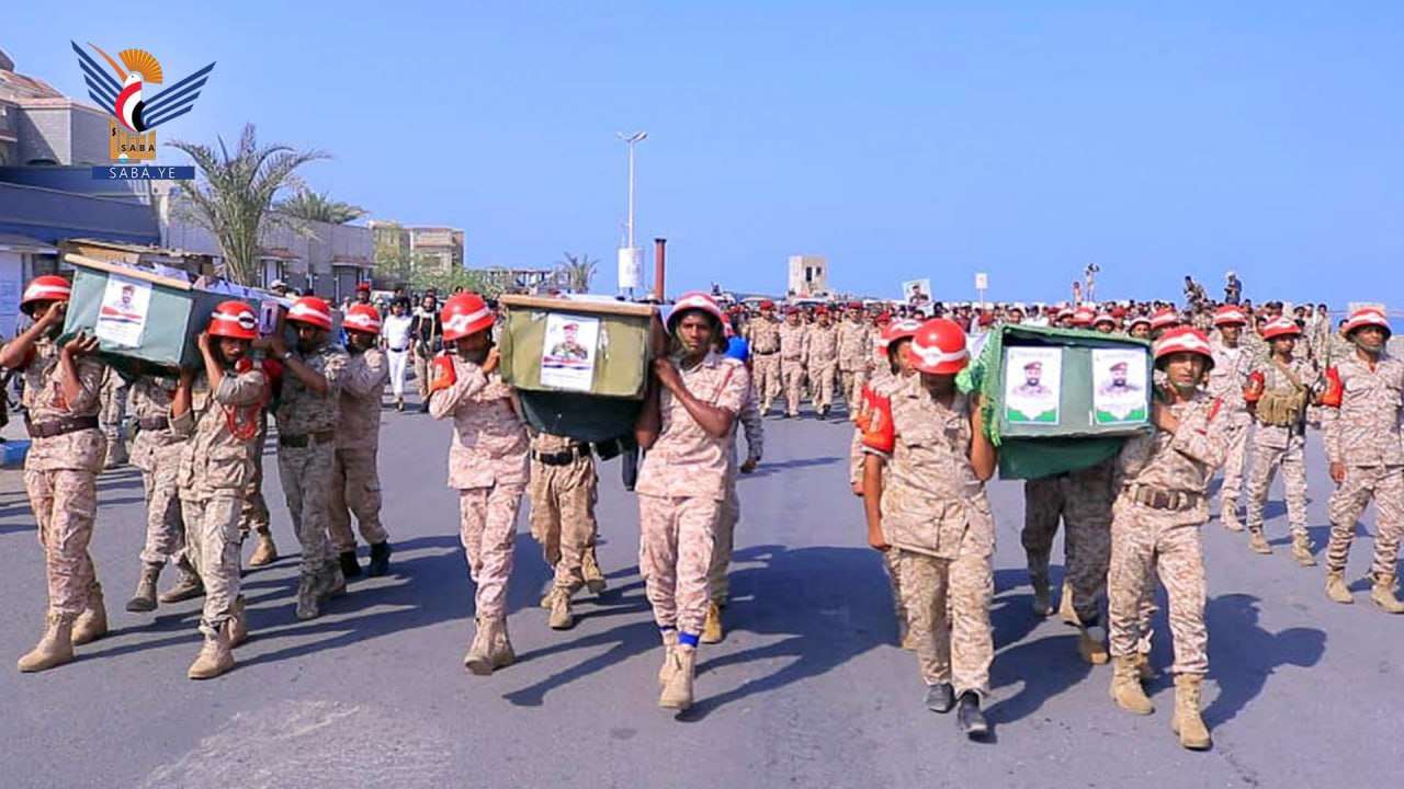 جماعة الحوثيين تعلن مقتل عدد من قياداتها عقب تعرضهم لهذا الامر(اسماء)