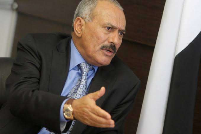 نجل شقيق الرئيس صالح يفتح النار على هؤلاء بمناسبة ١١ فبراير ويكشف موقفه من الانفصال