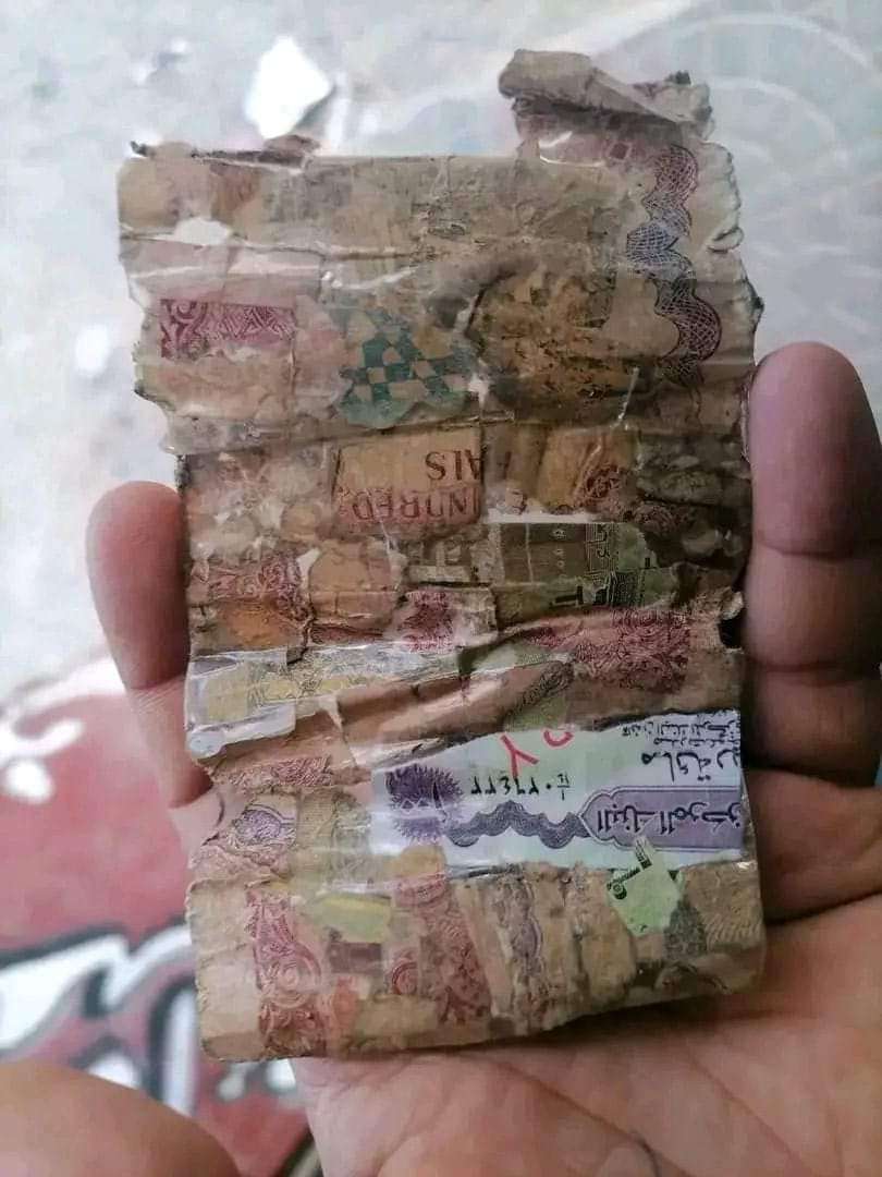 خبير اقتصادي يفتح النار على البنك المركزي عقب حديثه عن تلف العملة المحلية في صنعاء