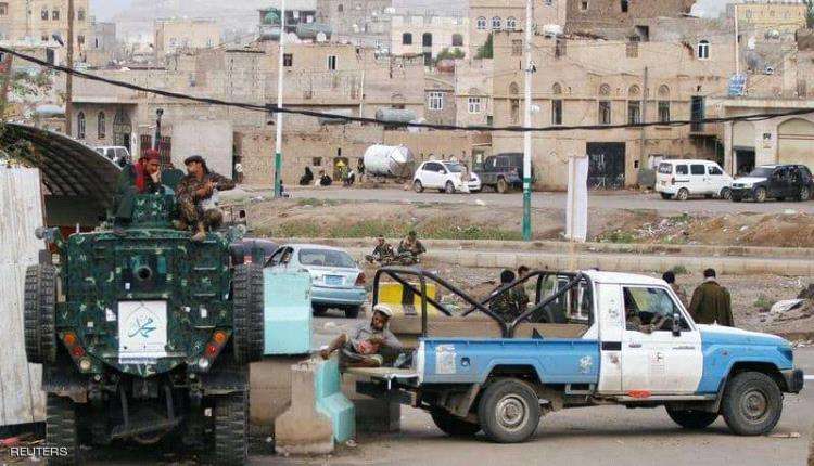 الحوثيين يعتقلون القادمين من عدن الى ذمار