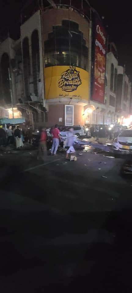 عاجل:ارتفاع قتلى سقوط طائرة على حي سكني في صنعاء(فيديو جديد)