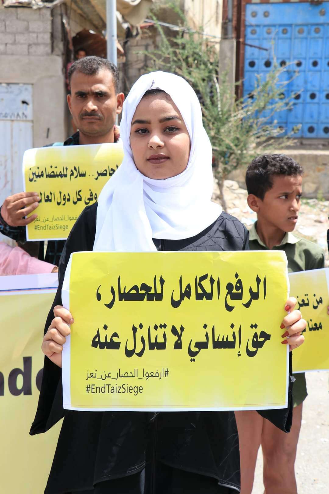 الأزمات الدولية تصدر تصريح بشان استمرار الحصار الحوثي على تعز