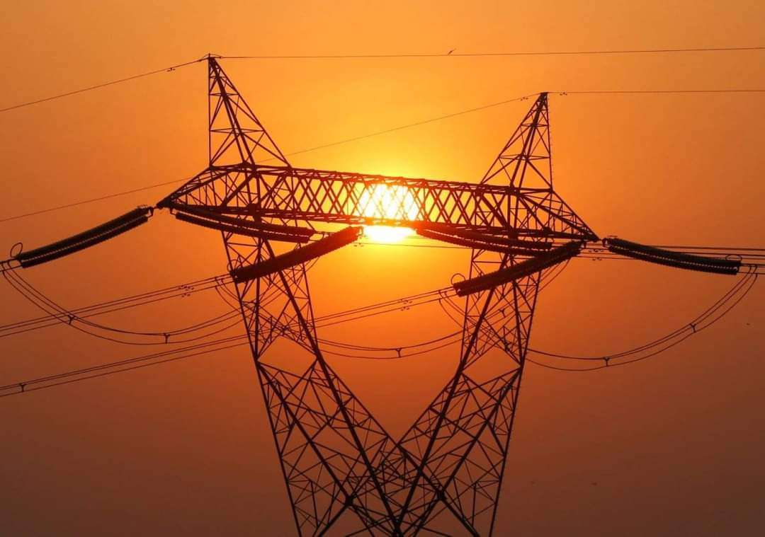 الكشف عن سبب توقف مشروع الكهرباء التجارية في عدن