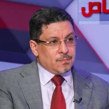 شاهد ماذا قال رئيس مجلس الوزراء في يوم الصحافة اليمنية