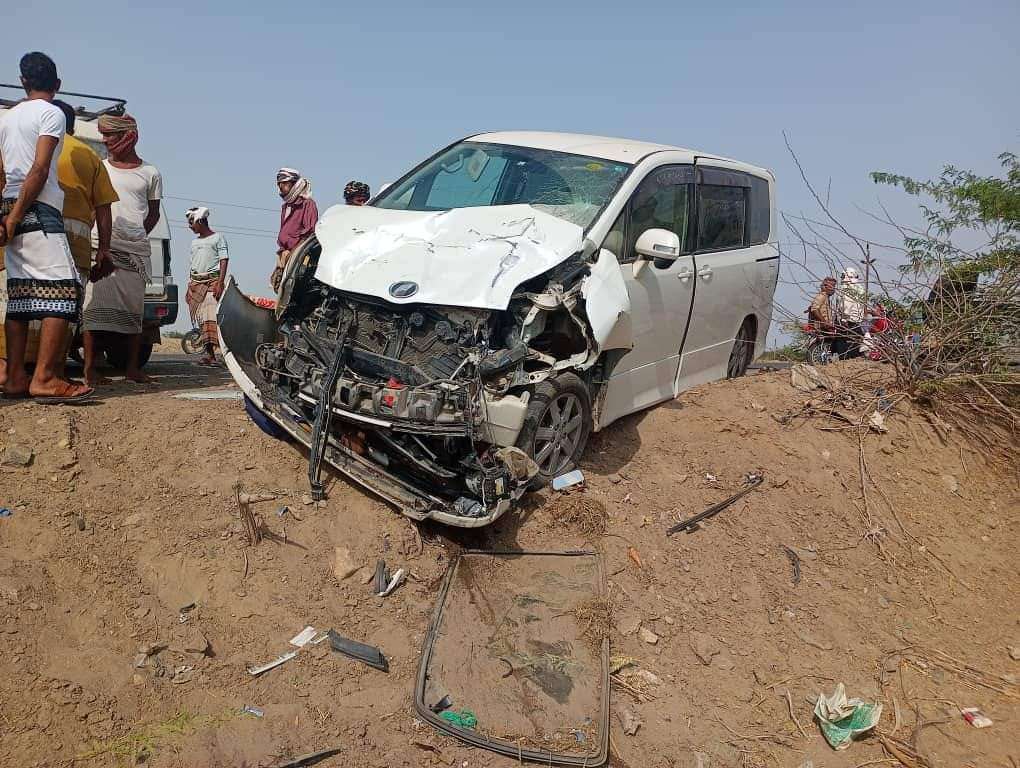 بالصور .. حادث مروري مروع في خط #جعار