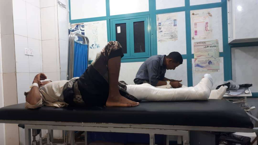 إصابة المصور والممنتج التلفزيوني الشوتري في حادث مروري شمال لحج