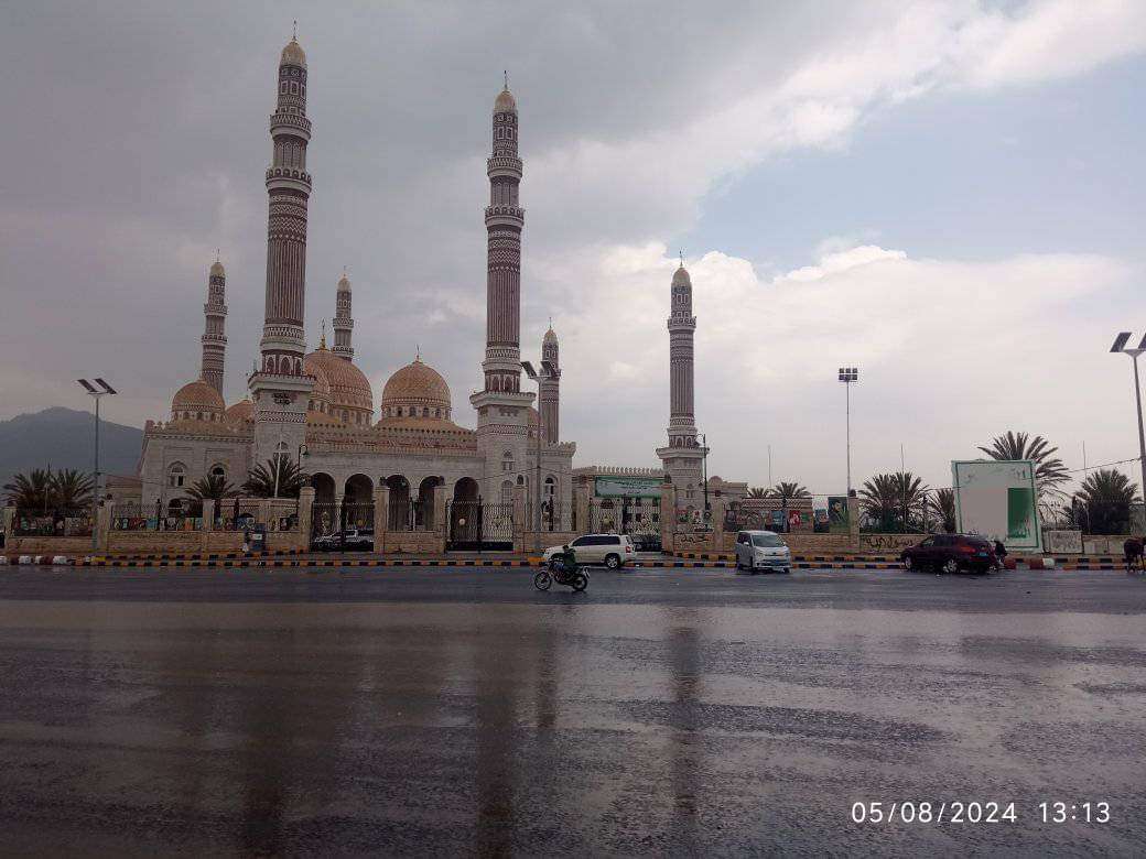 عاجل :تساقط أمطار غزيرة على صنعاء