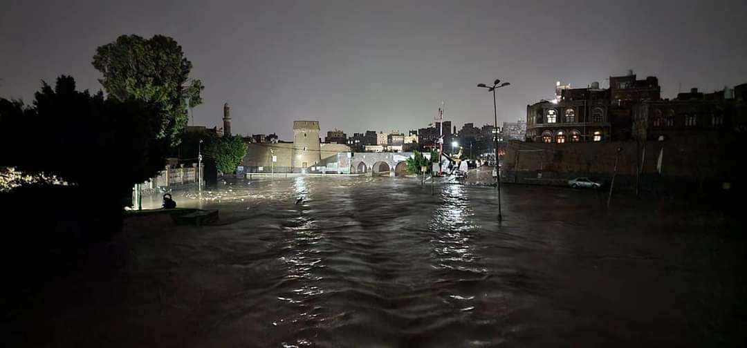 مراسل الجزيرة يحذر سكان هذه المناطق من الساعات القادمة