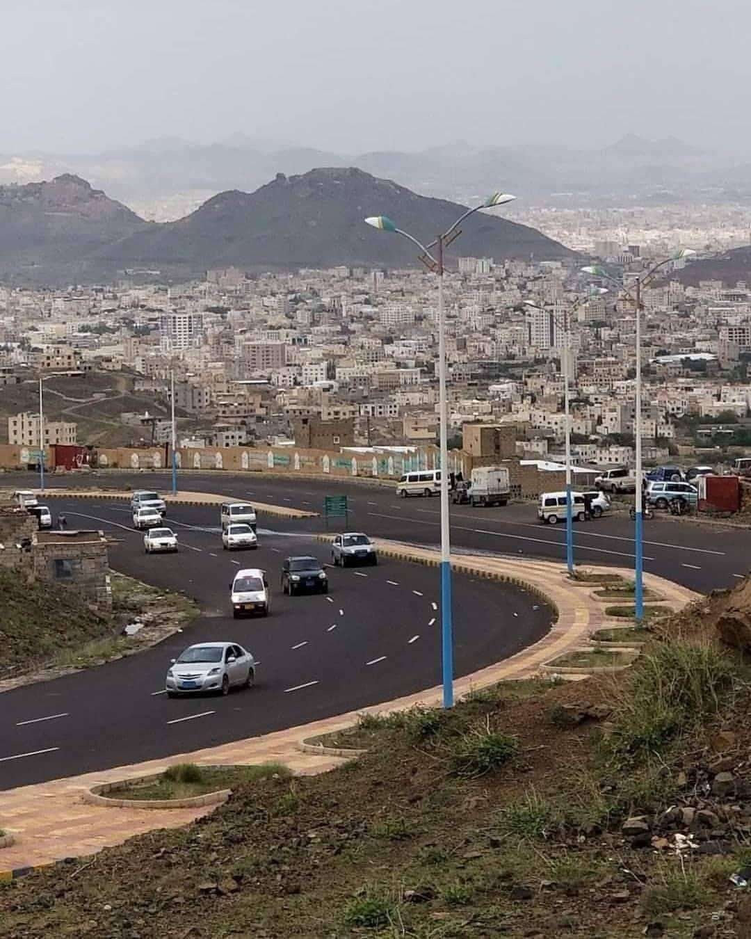 عاجل: تهديدات تطال البرلماني أحمد سيف حاشد في صنعاء
