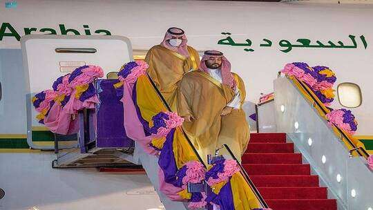 استقبال حاشد لولي العهد السعودي في بانكوك (فيديو)