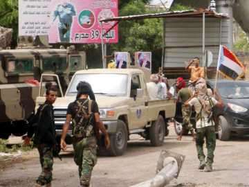 قوات الحزام الأمني تلقي القبض على هؤلاء بالعاصمة عدن(صور)