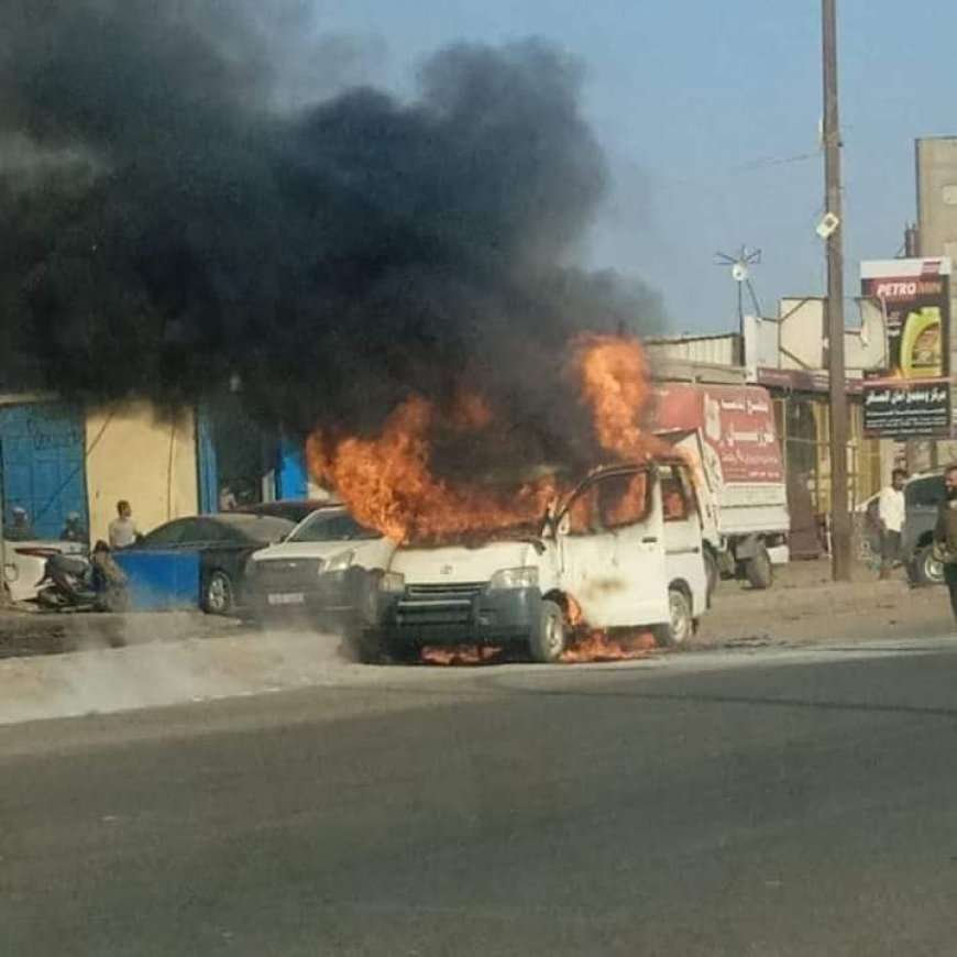 تفاصيل جديدة لاحتراق باص بالكامل صباح اليوم في عدن والكشف عن السبب(صورة)