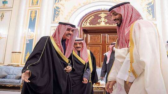السعودية والكويت تؤكدان مواصلة الجهود لحل سياسي للأزمة اليمنية