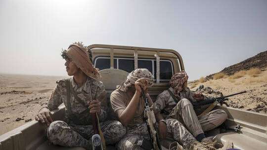 الحوثيون يعلنون تنفيذ عملية واسعة قرب حدود السعودية ويتحدثون عن "مرحلة جديدة" في الحرب